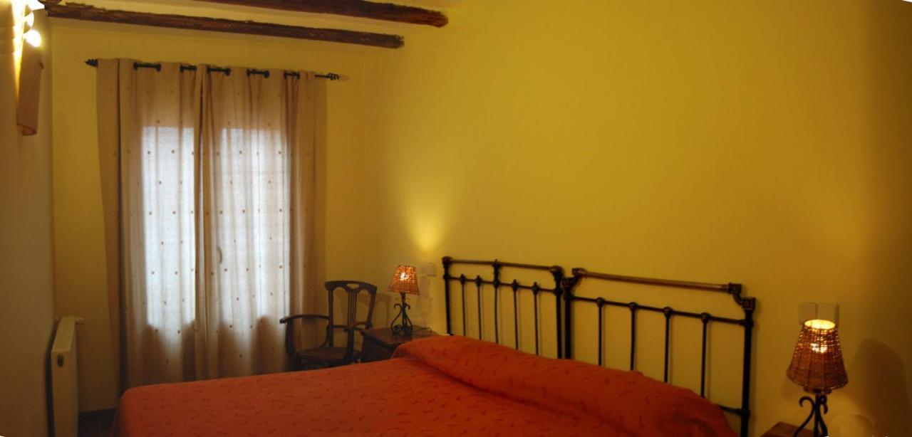 Гостевой дом La Noguera De Socasa Romancos Экстерьер фото